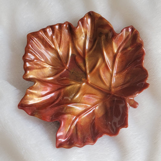 Autumn Swirl Maple Dish