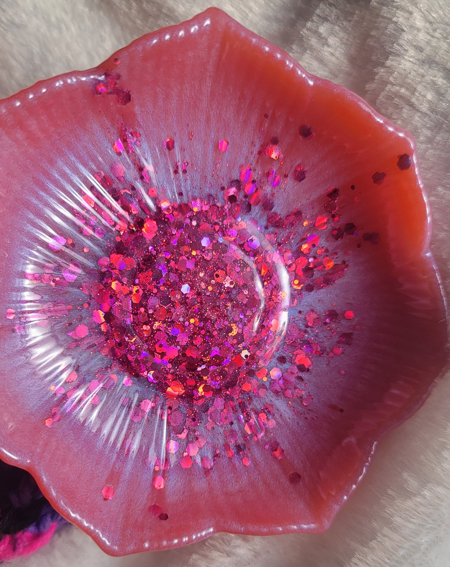 Fuchsia Burst Lotus Blossom Dish
