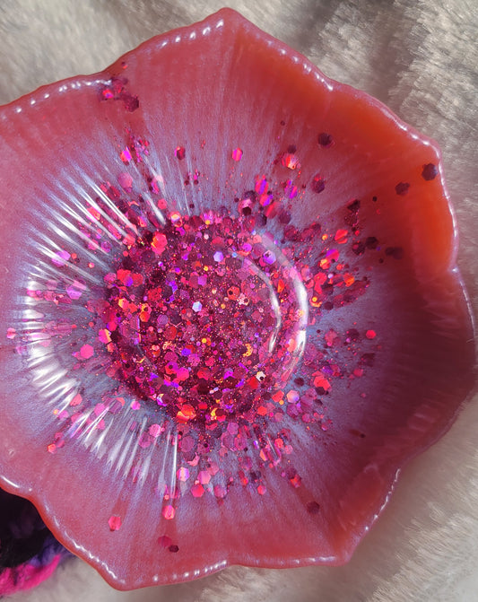Fuchsia Burst Lotus Blossom Dish